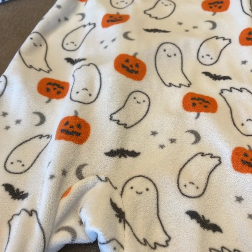 ❤️2 for 10$❤️ Carter’s Fleece Halloween Double Zip Sleeper, 9 Months